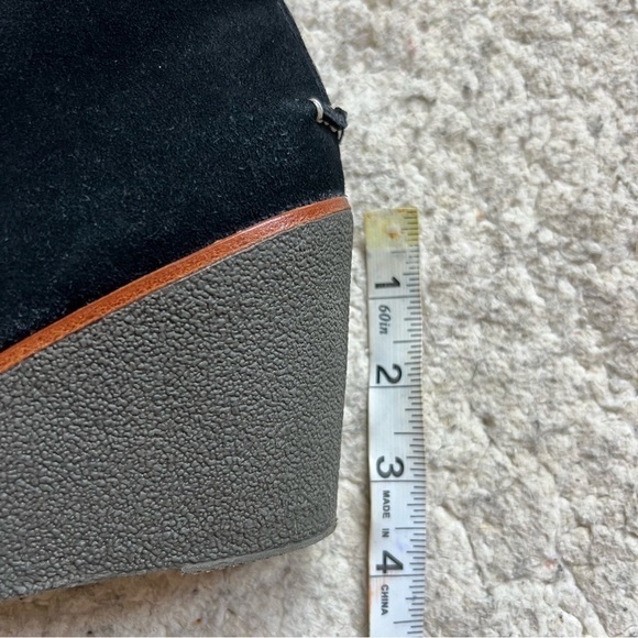 Sperry Harlow Black and Tan Suede Lace Up Wedge Booties Size 8.5 - Picture 10 of 11